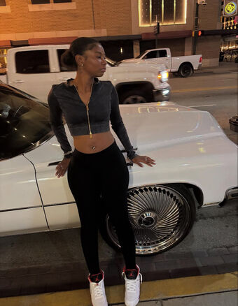 lynn.sznnn Nude Leaks OnlyFans Photo 1