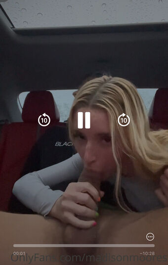 Madison Moores Nude Leaks OnlyFans Photo 13