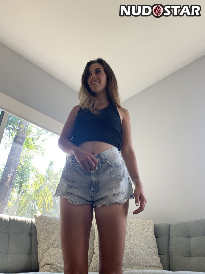 Miss_Bell_Asmr Leaked Photo 9