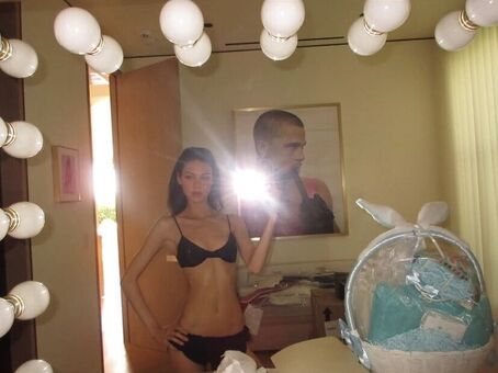 Nicola Peltz Nude Leaks OnlyFans Photo 139