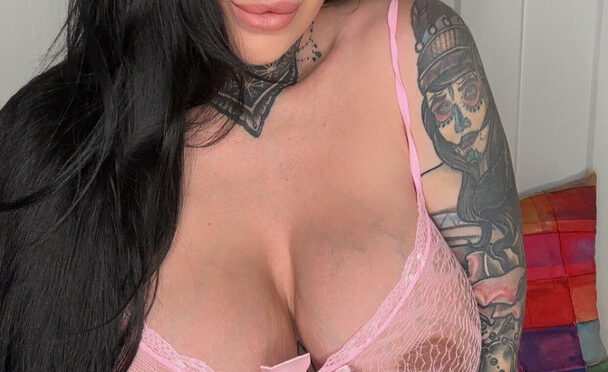 Rosechevelle OnlyFans Leaks (21 Photos) – NudoStar