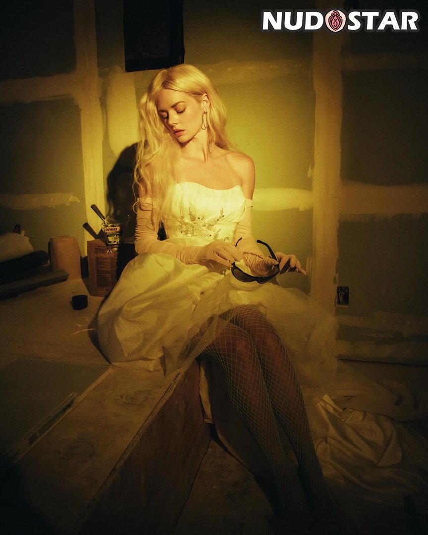 Samara_Weaving Leaked Photo 3