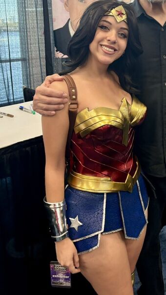 Snarky Jay Cosplay Nude Leaks OnlyFans Photo 252