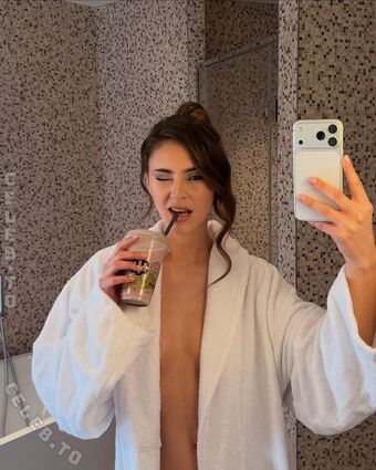 Stefanie Giesinger Nude Leaks OnlyFans Photo 186