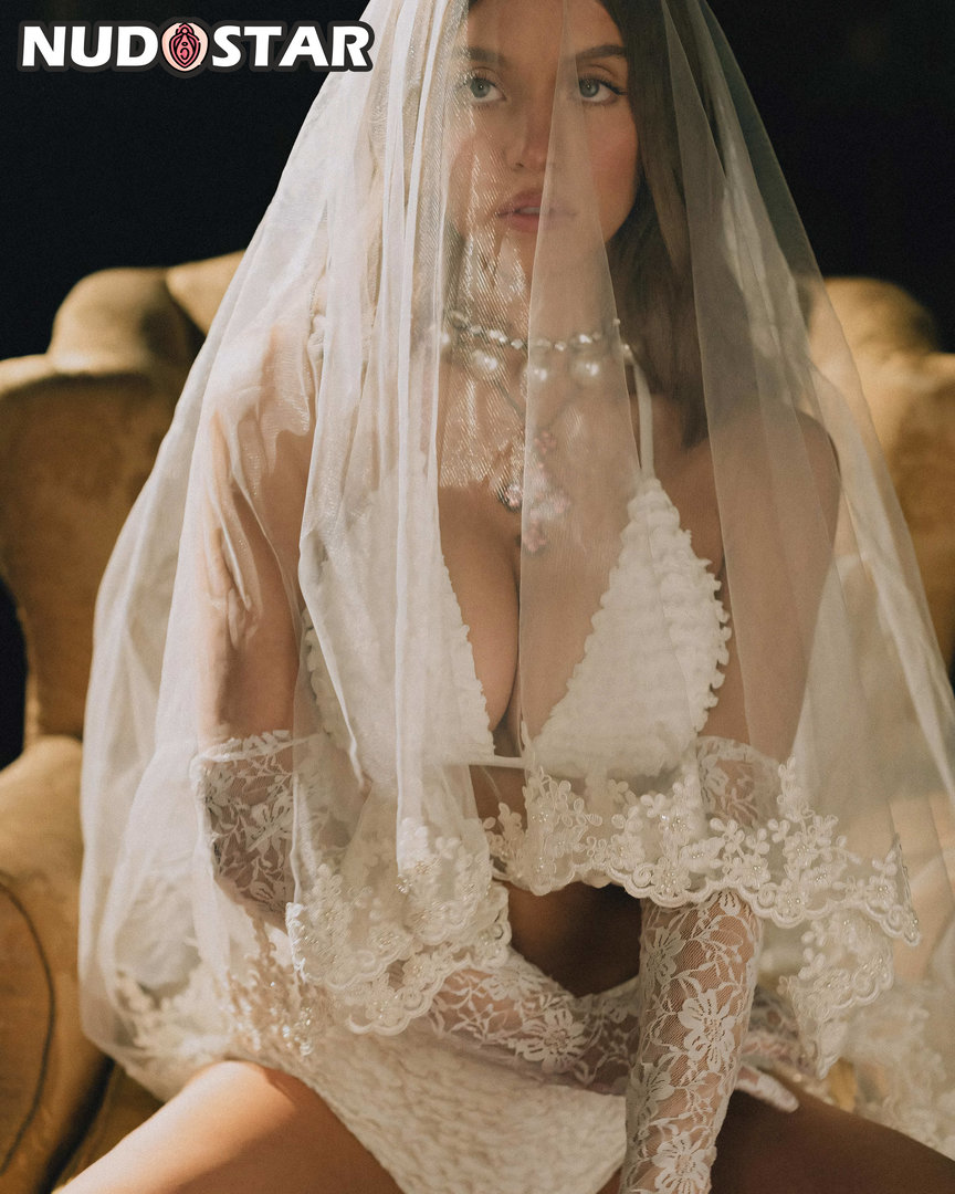 Sydney_Sweeney Leaked Photo 11