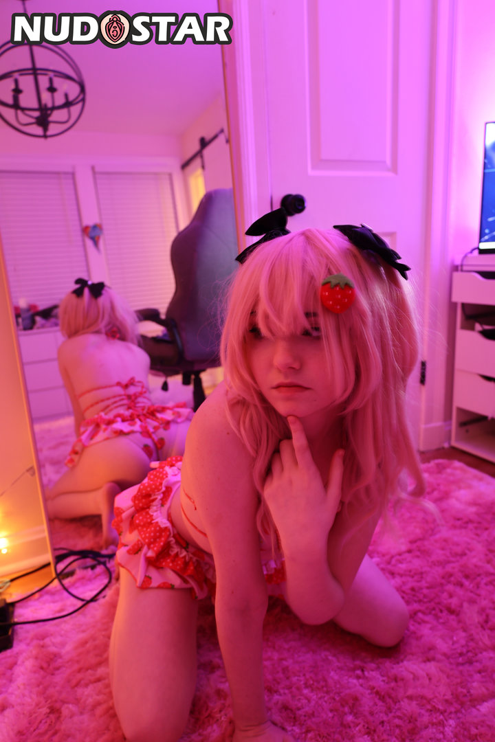 Emory Leaked Photo 15