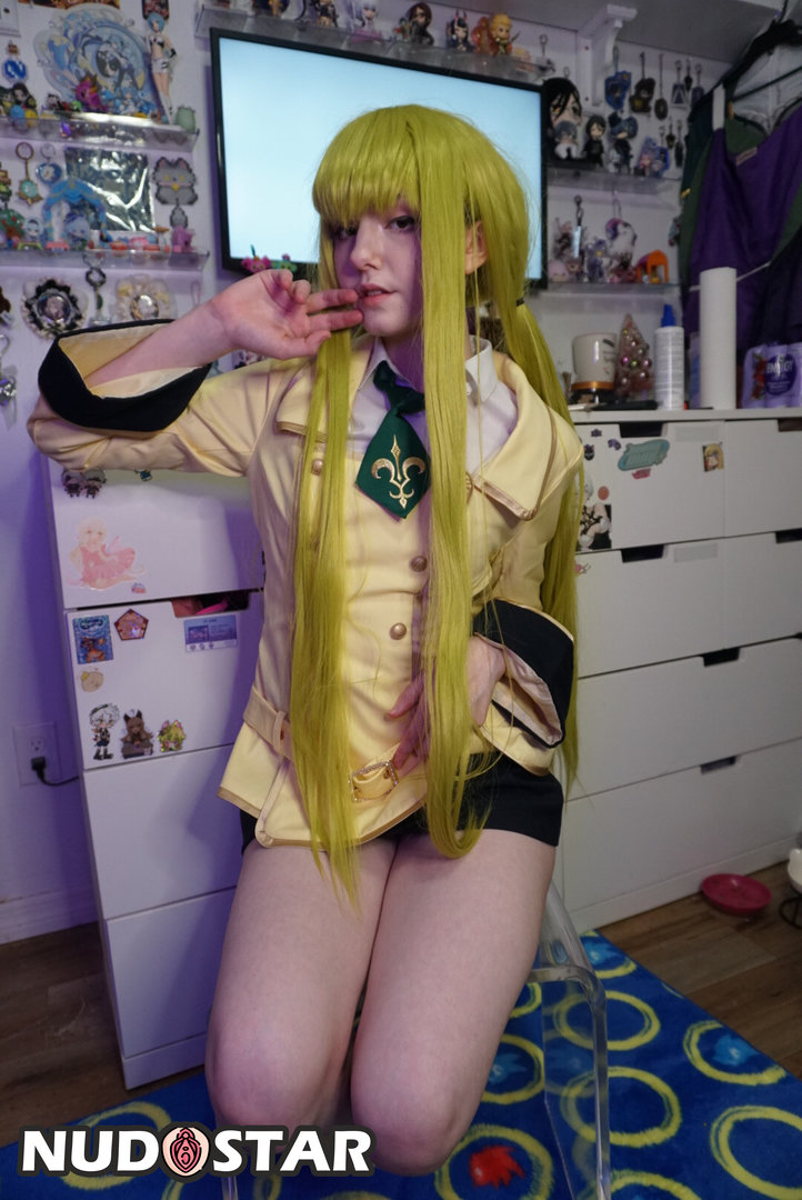 Emory Leaked Photo 9