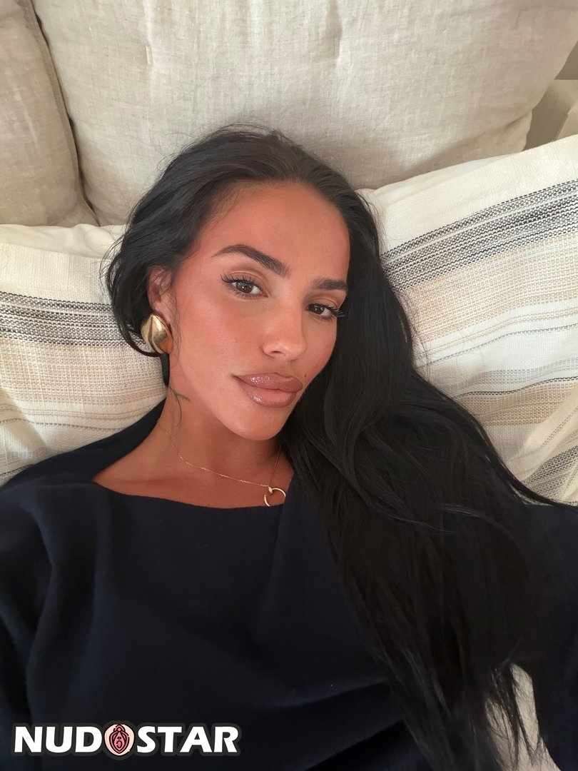 Giuliana_Ava Leaked Photo 7