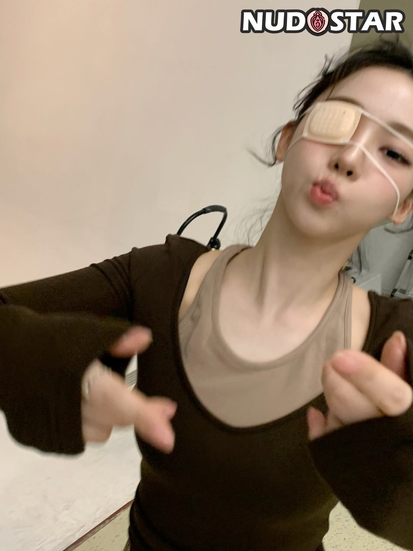 Katarinabluu Leaked Photo 6