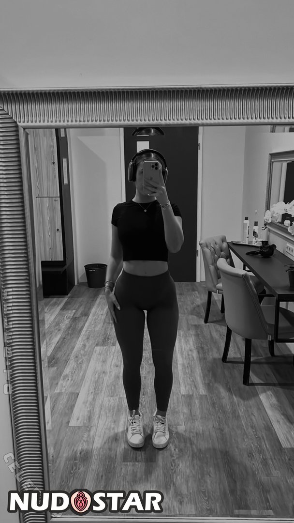 Lara_Gbdt Leaked Photo 12