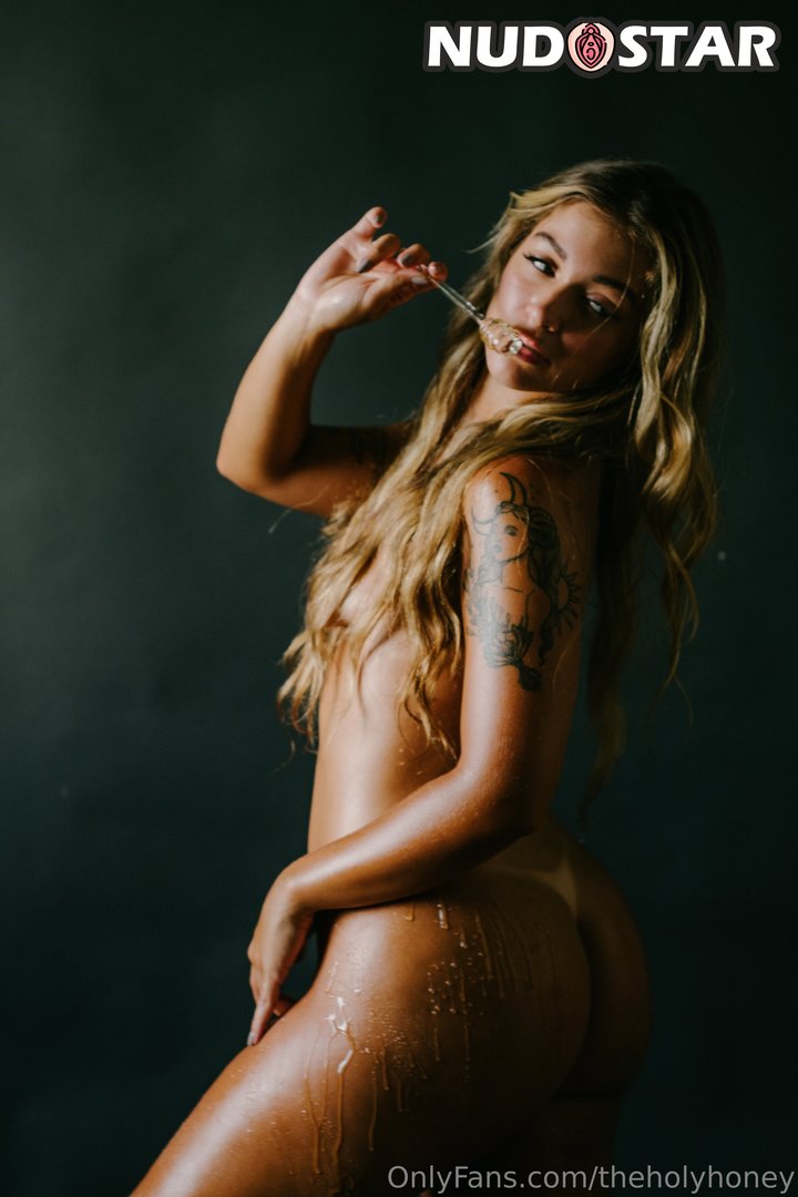 Melissa_Breia Leaked Photo 5