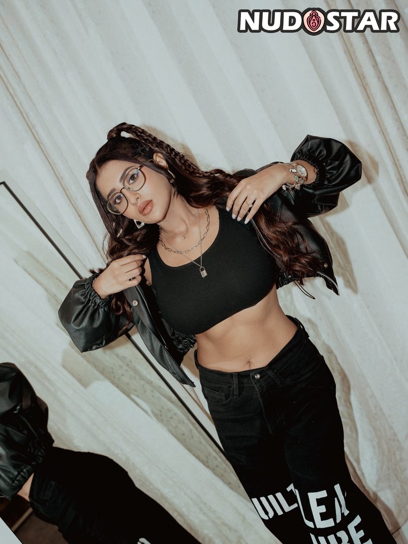 Rashi_Singh Leaked Photo 3