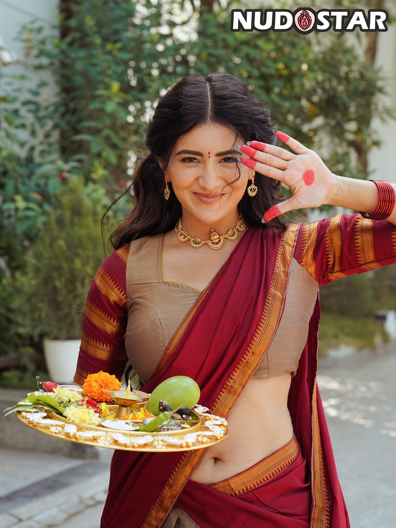 Rashi_Singh Leaked Photo 16