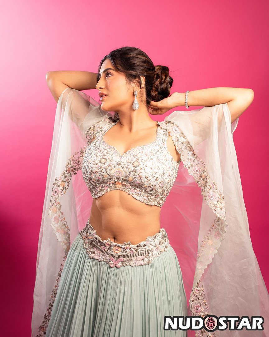 Rashi_Singh Leaked Photo 17