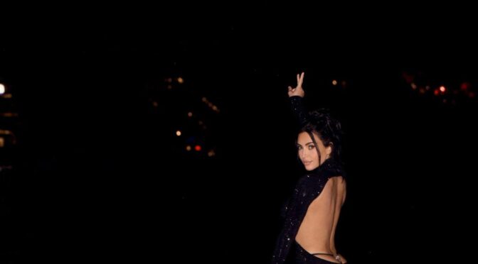 Kim Kardashian Shows Off Her Sideboob & Booty in a New Yacht Shoot (8 Photos)