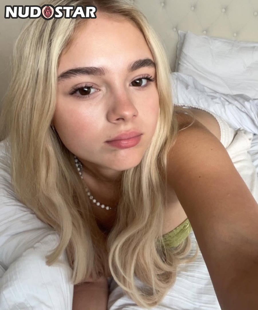 Brooke_Marsden Leaked Photo 15