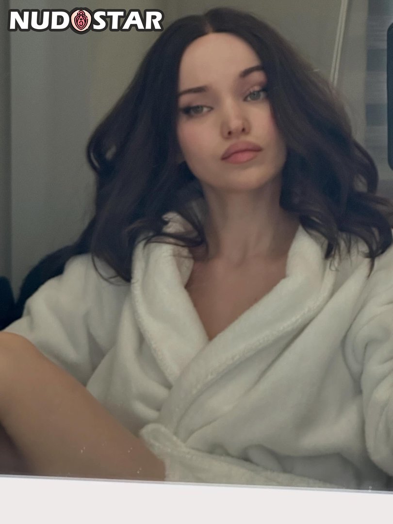 Dove_Cameron Leaked Photo 14