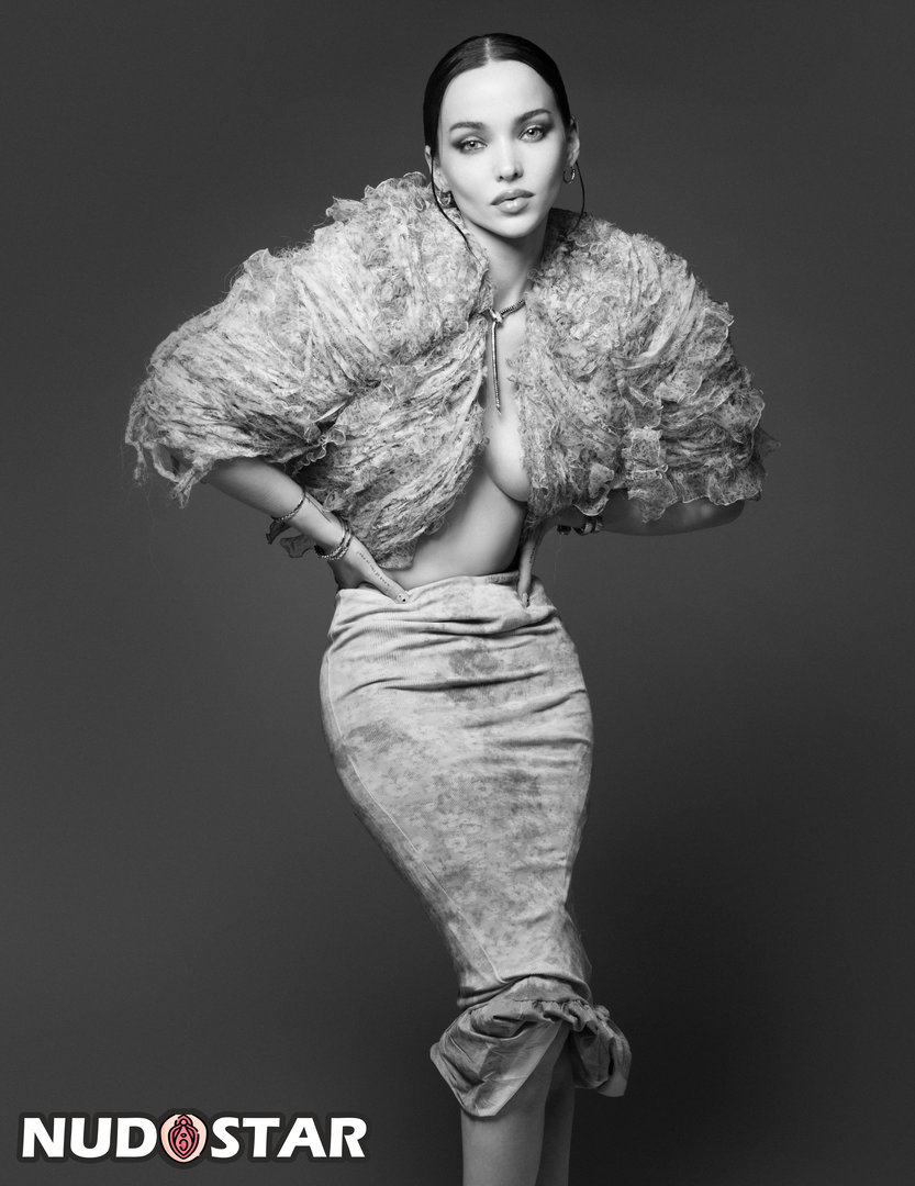 Dove_Cameron Leaked Photo 9