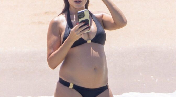Pregnant Olivia Culpo Enjoys a Beach Day in Mexico (17 Photos)