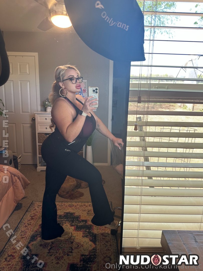 Katrina_Thicc Leaked Photo 15