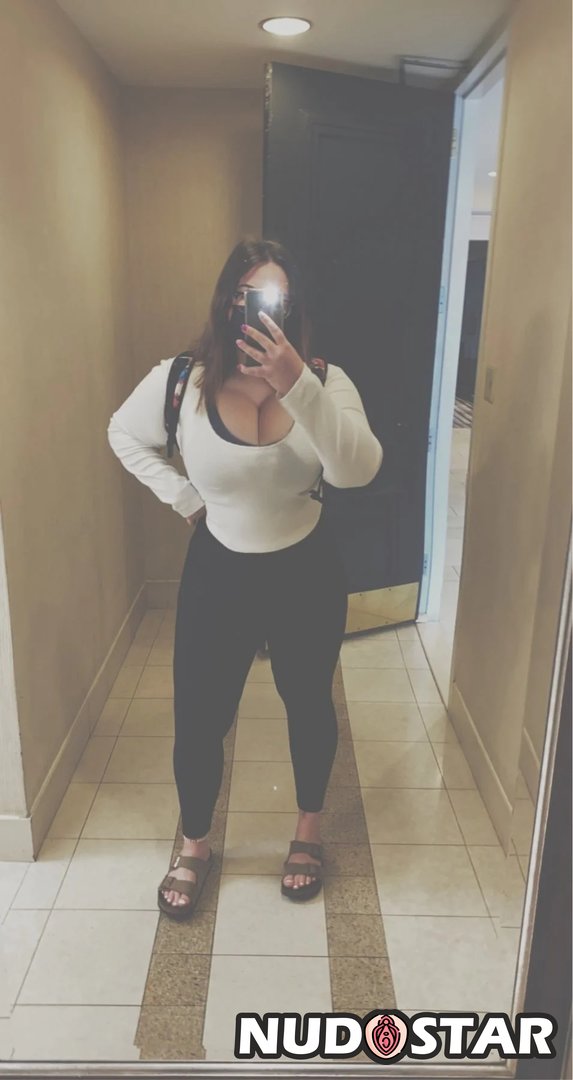 Madeline_Van_Aken Leaked Photo 12
