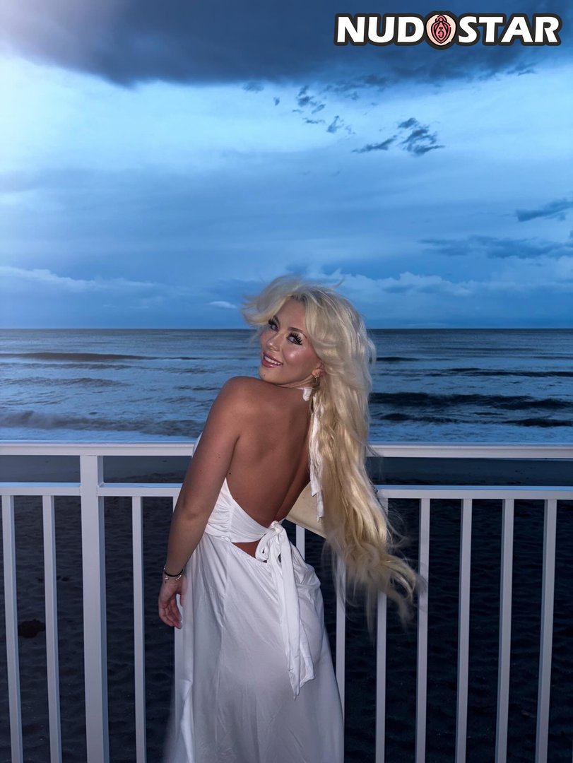Sarah_Nicole Leaked Photo 4