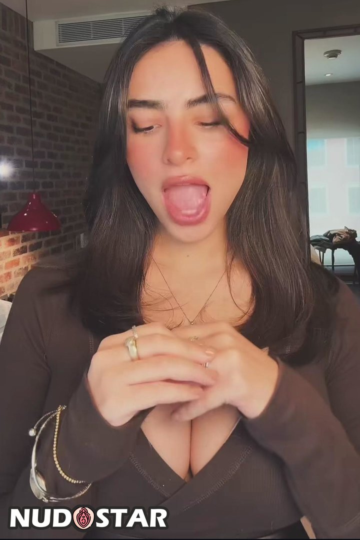 Valentina_Buzzurro Leaked Photo 21