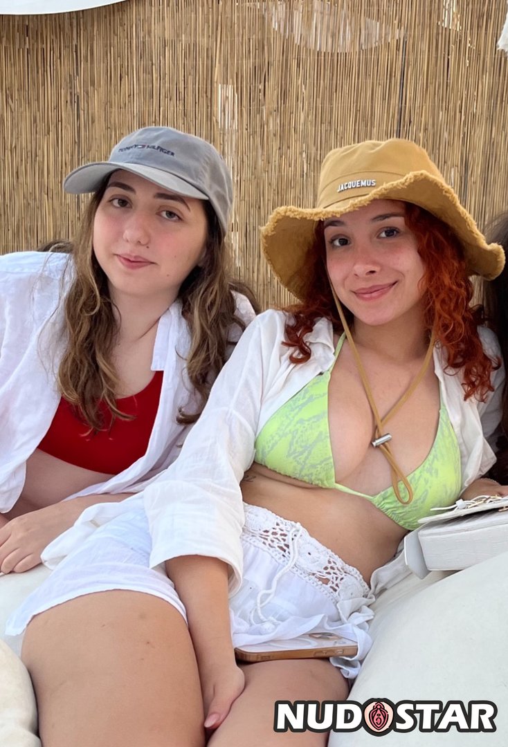 Alara_Ylmazarslan Leaked Photo 16