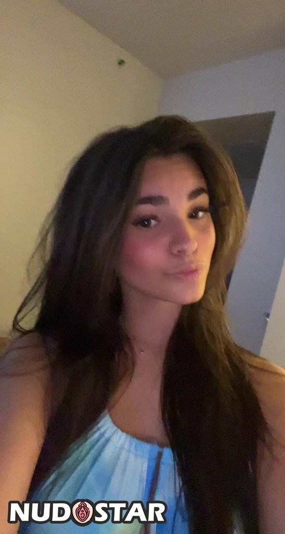 Carys_Dubinski Leaked Photo 1