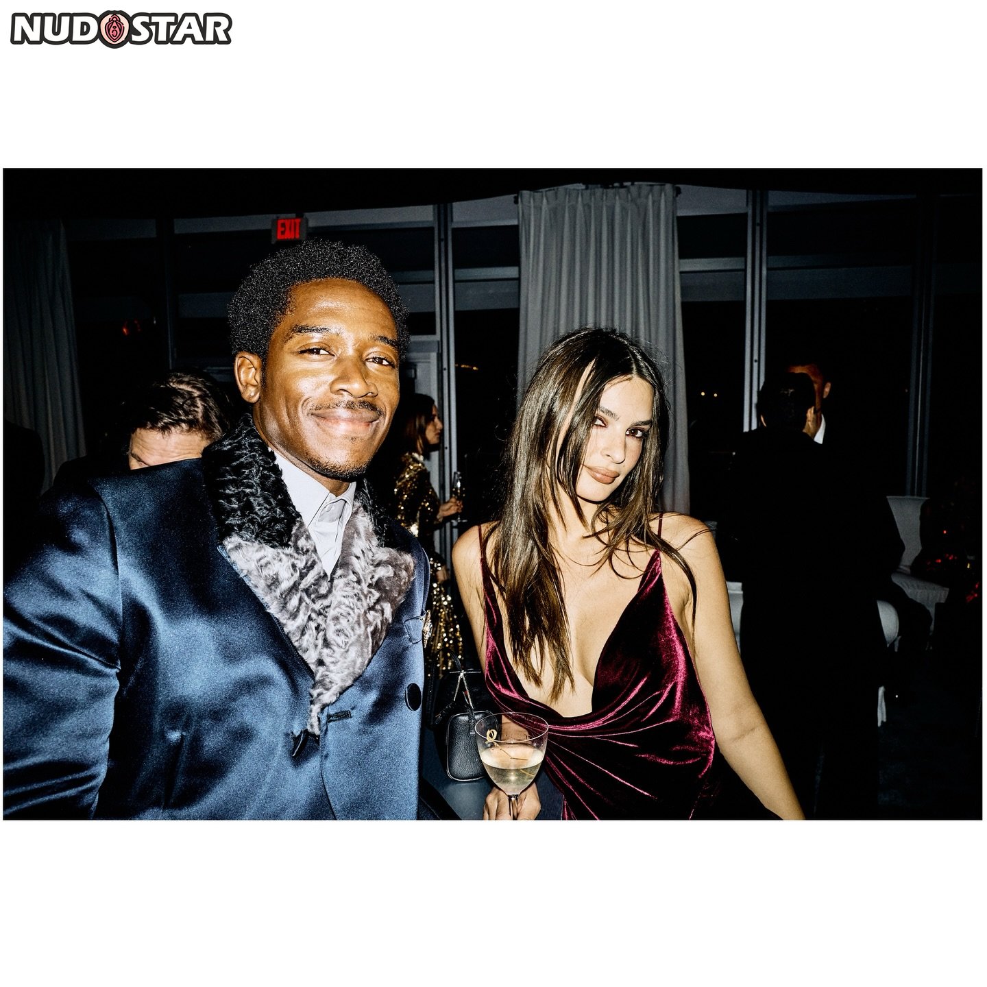 Emily_Ratajkowski Leaked Photo 18