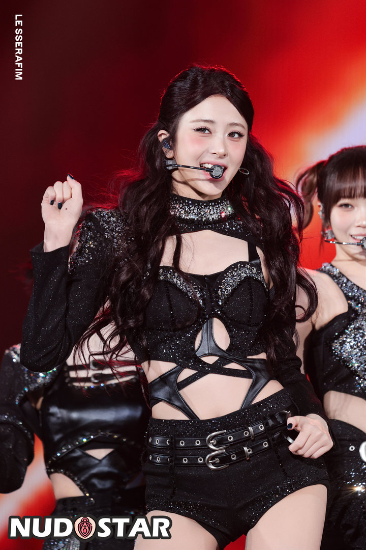 Huh_Yunjin Leaked Photo 3