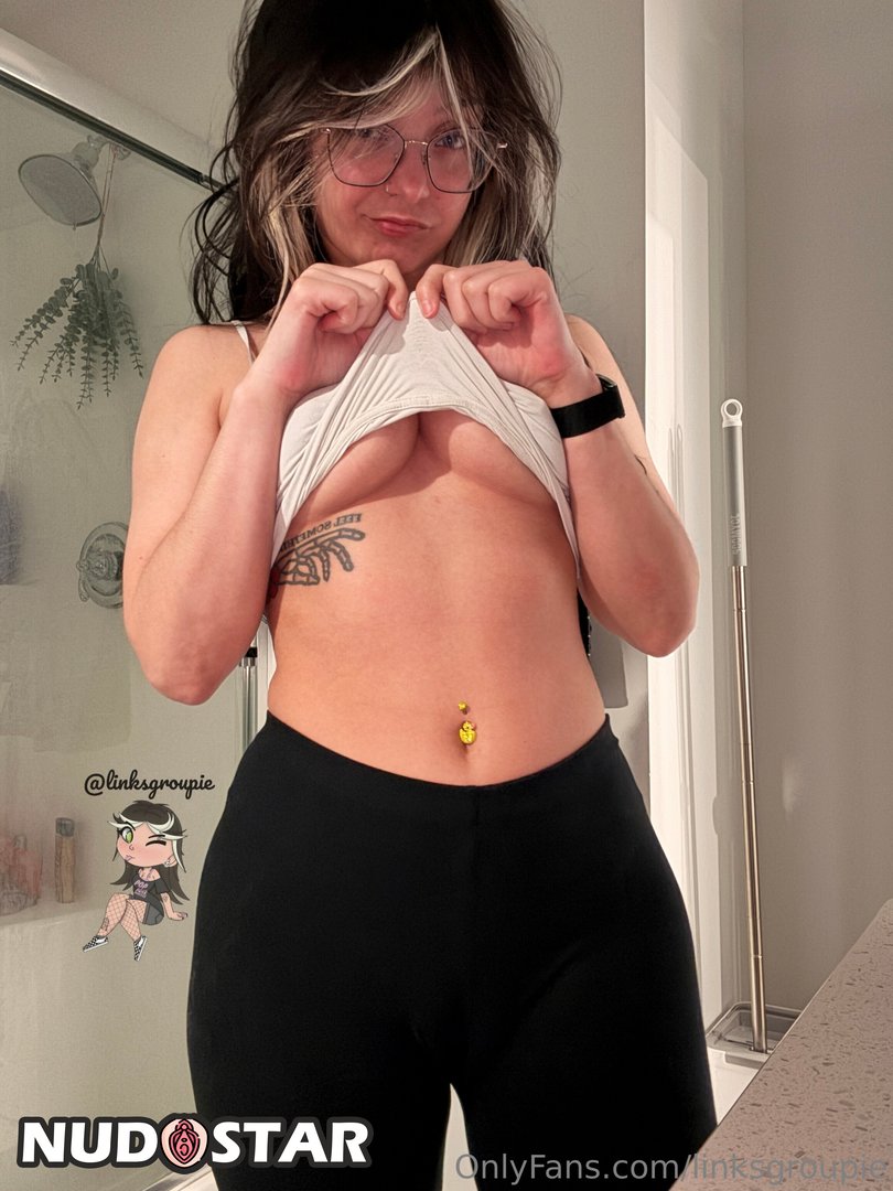 Linksgroupie Leaked Photo 10