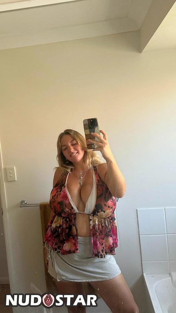 Shona_Colson Leaked Photo 5