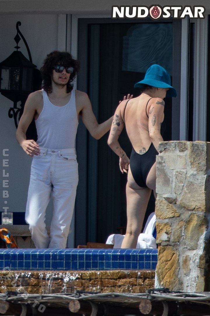 Miley_Cyrus Leaked Photo 15